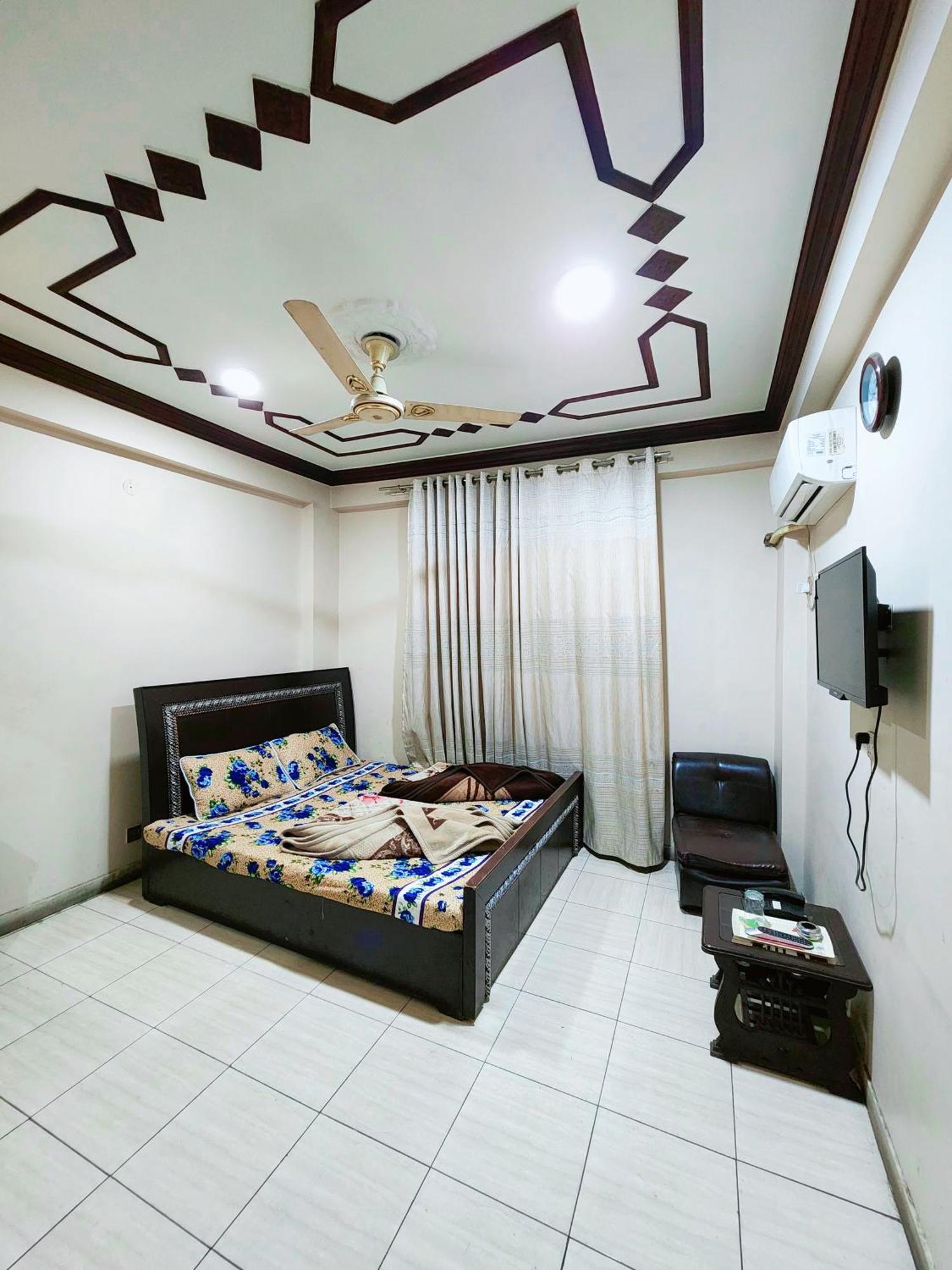 רוואלפינדי Hotel New Taj International מראה חיצוני תמונה